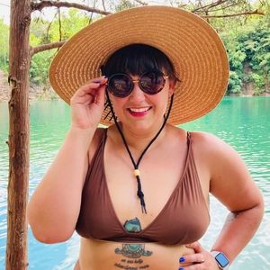 Meet your Posher, Megan